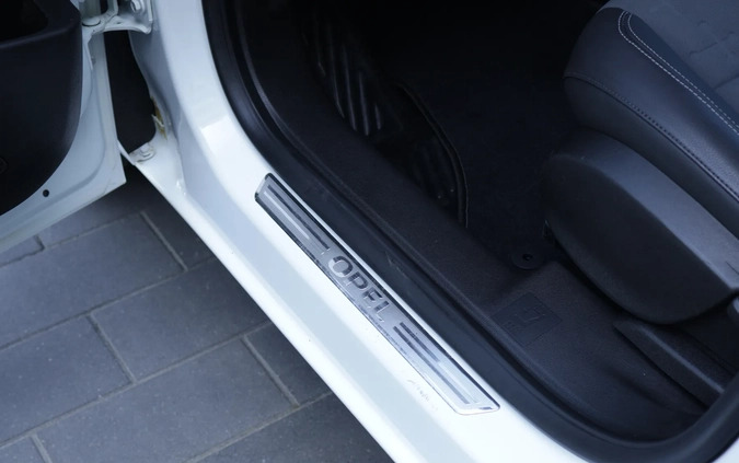 Opel Meriva cena 27900 przebieg: 174111, rok produkcji 2011 z Radom małe 631